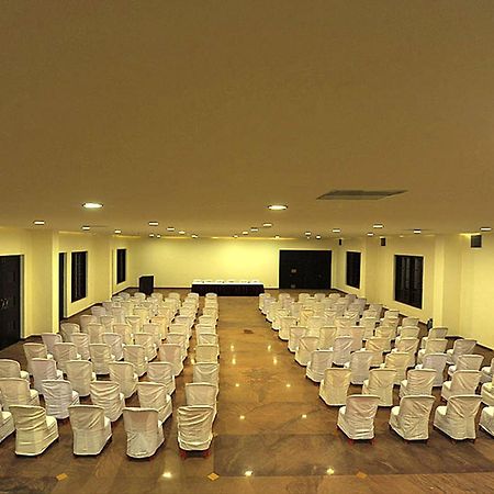 Amritara Ambatty Greens Resort Virajpet Exterior foto