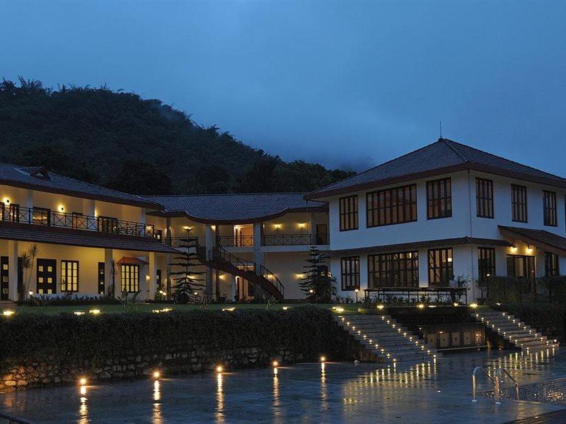 Amritara Ambatty Greens Resort Virajpet Exterior foto