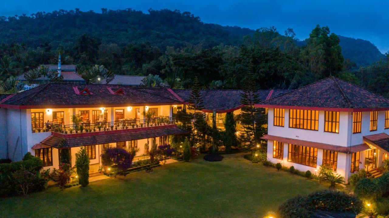 Amritara Ambatty Greens Resort Virajpet Exterior foto
