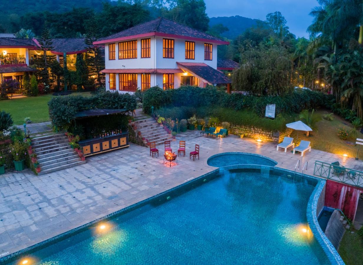 Amritara Ambatty Greens Resort Virajpet Exterior foto
