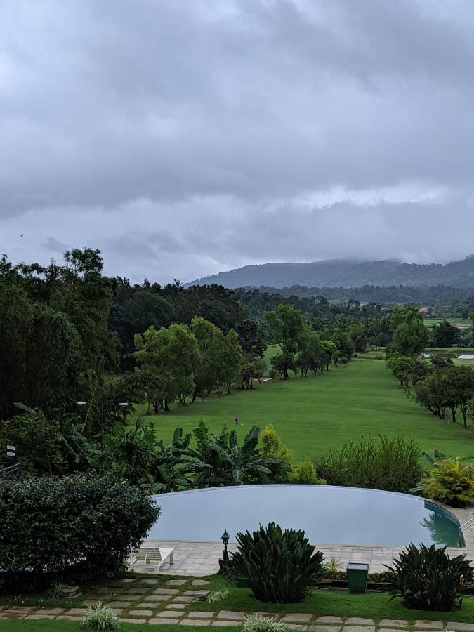 Amritara Ambatty Greens Resort Virajpet Exterior foto
